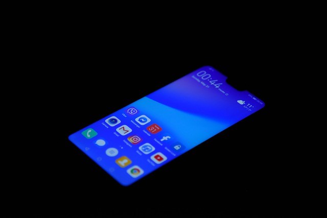 แนะนำโทรศัพท์มือถือที่น่าซื้อที่สุดของ Huawei gadgetมาใหม่ อัพเดทโลกไซเบอร์ Huawei แนะนำโทรศัพท์Huawei