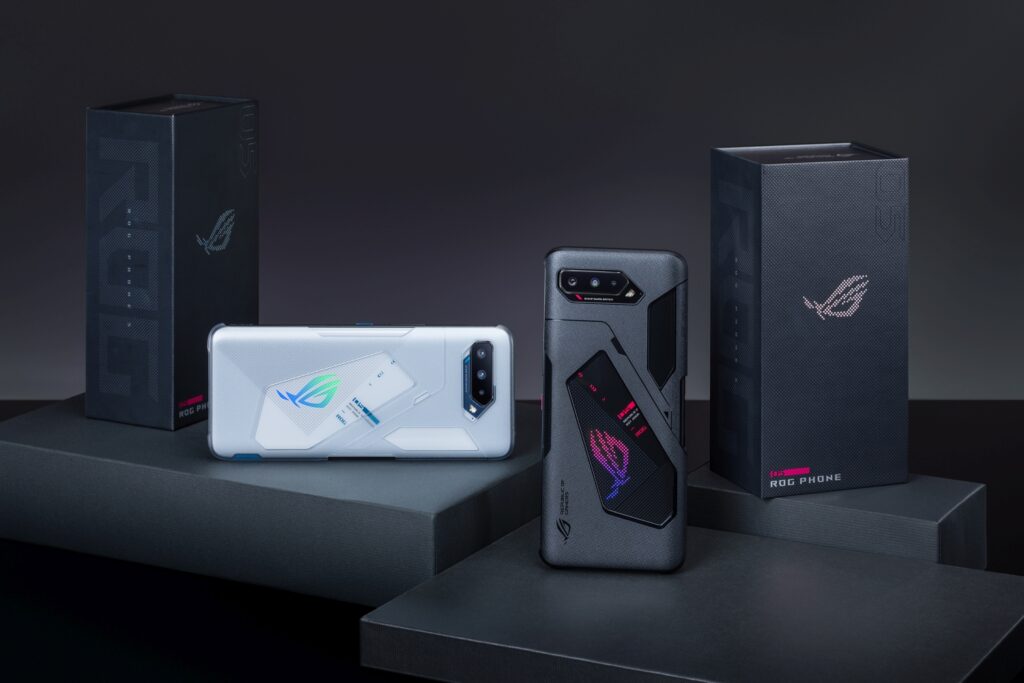 ROG Phone 5 Series โทรศัพท์มือถือที่ออกแบบมาเพื่อคนเล่นเกมโดยเฉพาะ gadgetมาใหม่ อัพเดทโลกไซเบอร์ ROGPhone5Series