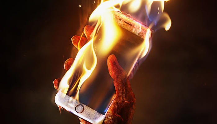 ปัญหาสมาร์ทโฟนเครื่องร้อน เรื่องใกล้ตัวที่ควรระวัง gadgetมาใหม่ อัพเดทโลกไซเบอร์ ปัญหาสมาร์ทโฟนเครื่องร้อน